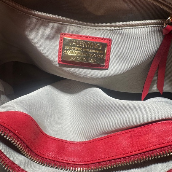 Leather "Valentino" Handbag - Picture 4 of 14